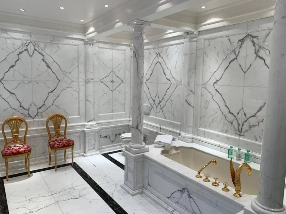 Villa Heckenfels 莱茵河畔的巴特霍内夫 外观 照片